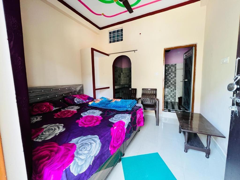 Gayatri Homestay Rudraprayāg Eksteriør bilde