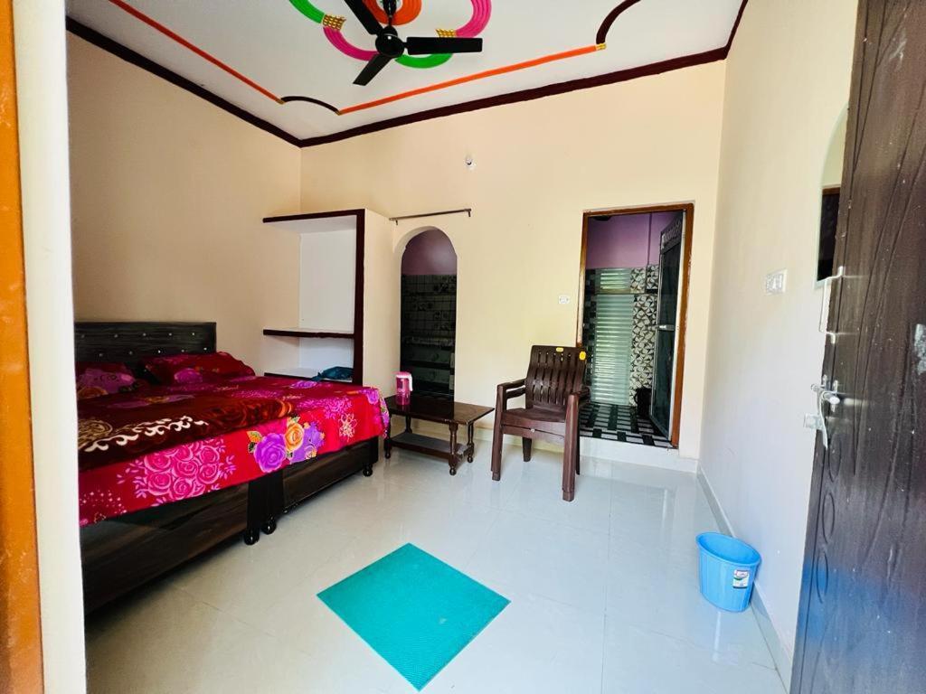 Gayatri Homestay Rudraprayāg Eksteriør bilde